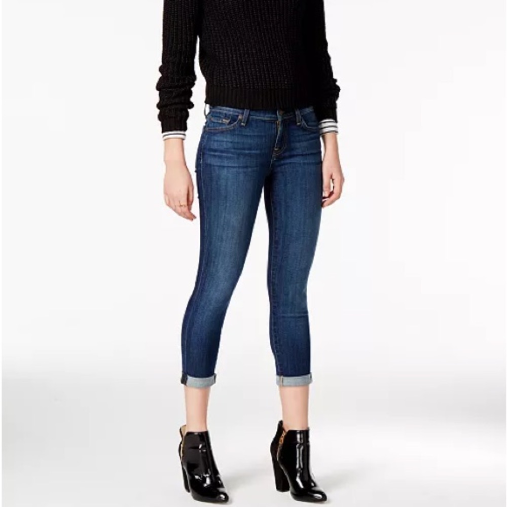 7 FOR ALL MANKIND
​The Skinny Crop & Roll Jeans